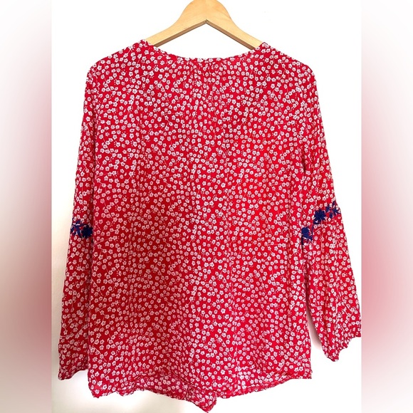 Solitaire Top Womens | Sz Large | Red and White Floral |Embroidered | L Sleeve - Picture 5 of 9